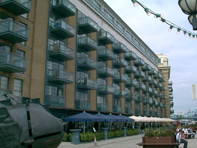 Thames-front apartments